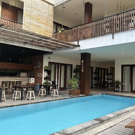 The Paving Villa Canggu Εξωτερικό φωτογραφία